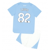 Maillot de football Réplique Manchester City Rico Lewis #82 Domicile Enfant 2023-24 Manche Courte (+ Pantalon court)