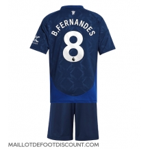 Maillot de football Réplique Manchester United Bruno Fernandes #8 Extérieur Enfant 2024-25 Manche Courte (+ Pantalon court)