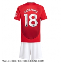 Maillot de football Réplique Manchester United Casemiro #18 Domicile Enfant 2024-25 Manche Courte (+ Pantalon court)