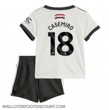 Maillot de football Réplique Manchester United Casemiro #18 Troisième Enfant 2024-25 Manche Courte (+ Pantalon court)