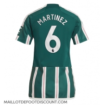 Maillot de football Réplique Manchester United Lisandro Martinez #6 Extérieur Femme 2023-24 Manche Courte