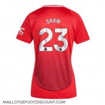 Maillot de football Réplique Manchester United Luke Shaw #23 Domicile Femme 2024-25 Manche Courte