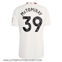 Maillot de football Réplique Manchester United Scott McTominay #39 Troisième 2023-24 Manche Courte