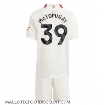 Maillot de football Réplique Manchester United Scott McTominay #39 Troisième Enfant 2023-24 Manche Courte (+ Pantalon court)