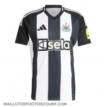 Maillot de football Réplique Newcastle United Domicile 2024-25 Manche Courte