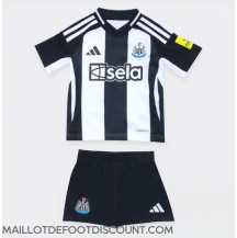 Maillot de football Réplique Newcastle United Domicile Enfant 2024-25 Manche Courte (+ Pantalon court)