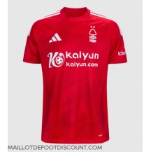 Maillot de football Réplique Nottingham Forest Domicile 2024-25 Manche Courte