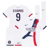 Maillot de football Réplique Paris Saint-Germain Goncalo Ramos #9 Extérieur Enfant 2024-25 Manche Courte (+ Pantalon court)