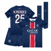 Maillot de football Réplique Paris Saint-Germain Nuno Mendes #25 Domicile Enfant 2024-25 Manche Courte (+ Pantalon court)