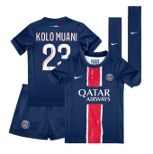 Maillot de football Réplique Paris Saint-Germain Randal Kolo Muani #23 Domicile Enfant 2024-25 Manche Courte (+ Pantalon court)