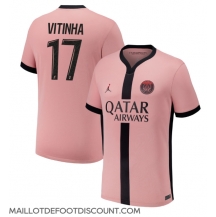 Maillot de football Réplique Paris Saint-Germain Vitinha #17 Troisième 2024-25 Manche Courte