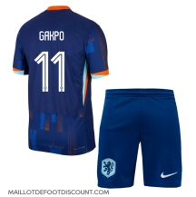 Maillot de football Réplique Pays-Bas Cody Gakpo #11 Extérieur Enfant Europe 2024 Manche Courte (+ Pantalon court)