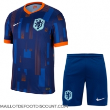 Maillot de football Réplique Pays-Bas Extérieur Enfant Europe 2024 Manche Courte (+ Pantalon court)