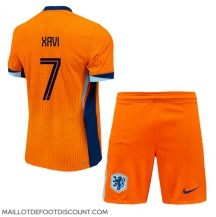 Maillot de football Réplique Pays-Bas Xavi Simons #7 Domicile Enfant Europe 2024 Manche Courte (+ Pantalon court)