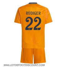 Maillot de football Réplique Real Madrid Antonio Rudiger #22 Extérieur Enfant 2024-25 Manche Courte (+ Pantalon court)