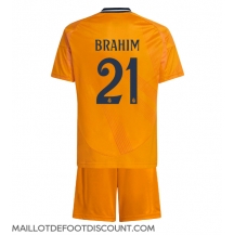 Maillot de football Réplique Real Madrid Brahim Diaz #21 Extérieur Enfant 2024-25 Manche Courte (+ Pantalon court)