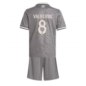 Maillot de football Réplique Real Madrid Federico Valverde #8 Troisième Enfant 2024-25 Manche Courte (+ Pantalon court)