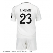 Maillot de football Réplique Real Madrid Ferland Mendy #23 Domicile Enfant 2024-25 Manche Courte (+ Pantalon court)