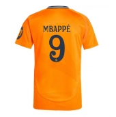 Maillot de football Réplique Real Madrid Kylian Mbappe #9 Extérieur 2024-25 Manche Courte