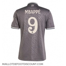 Maillot de football Réplique Real Madrid Kylian Mbappe #9 Troisième 2024-25 Manche Courte