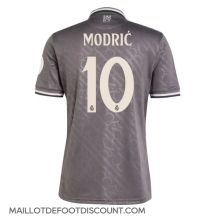 Maillot de football Réplique Real Madrid Luka Modric #10 Troisième 2024-25 Manche Courte