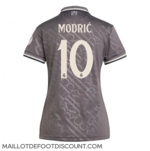 Maillot de football Réplique Real Madrid Luka Modric #10 Troisième Femme 2024-25 Manche Courte