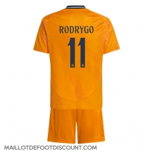 Maillot de football Réplique Real Madrid Rodrygo Goes #11 Extérieur Enfant 2024-25 Manche Courte (+ Pantalon court)