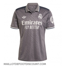 Maillot de football Réplique Real Madrid Troisième 2024-25 Manche Courte