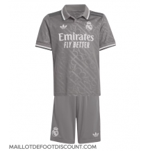 Maillot de football Réplique Real Madrid Troisième Enfant 2024-25 Manche Courte (+ Pantalon court)