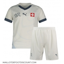 Maillot de football Réplique Suisse Extérieur Enfant Europe 2024 Manche Courte (+ Pantalon court)