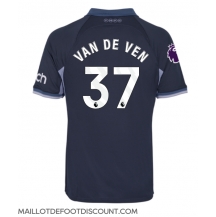 Maillot de football Réplique Tottenham Hotspur Micky van de Ven #37 Extérieur 2023-24 Manche Courte