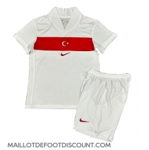 Maillot de football Réplique Turkey Domicile Enfant Europe 2024 Manche Courte (+ Pantalon court)