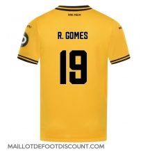 Maillot de football Réplique Wolves Rodrigo Gomes #19 Domicile 2024-25 Manche Courte