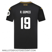 Maillot de football Réplique Wolves Rodrigo Gomes #19 Extérieur 2024-25 Manche Courte