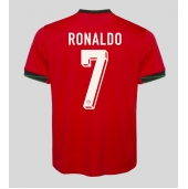 Maillot de football Réplique le Portugal Cristiano Ronaldo #7 Domicile Europe 2024 Manche Courte