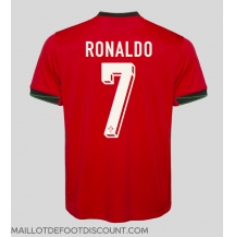 Maillot de football Réplique le Portugal Cristiano Ronaldo #7 Domicile Europe 2024 Manche Courte